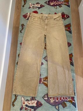 Levi's Wide Leg Jeans in Tan